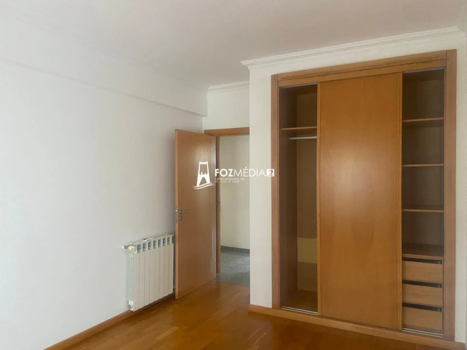 Apartamento T2 para Venda em Buarcos Foto 6