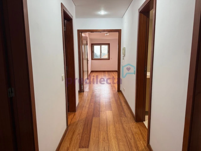 Apartamento T3 para Arrendamento em Aguas Santas Foto 3