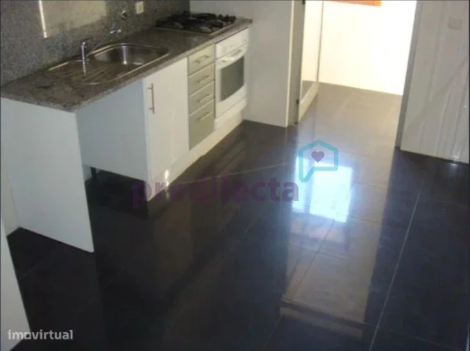 Apartamento T3 para Arrendamento em Aguas Santas Foto 4