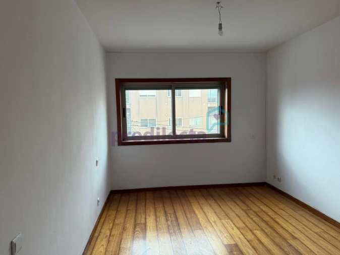 Apartamento T3 para Arrendamento em Aguas Santas Foto 7