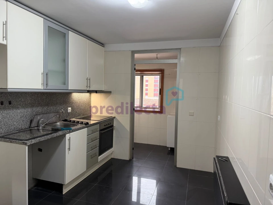 Apartamento T3 para Arrendamento em Aguas Santas Foto 10