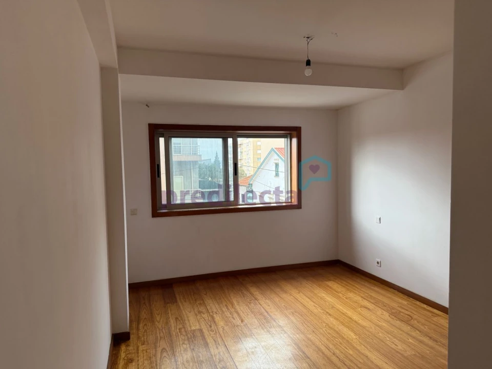 Apartamento T3 para Arrendamento em Aguas Santas Foto 6