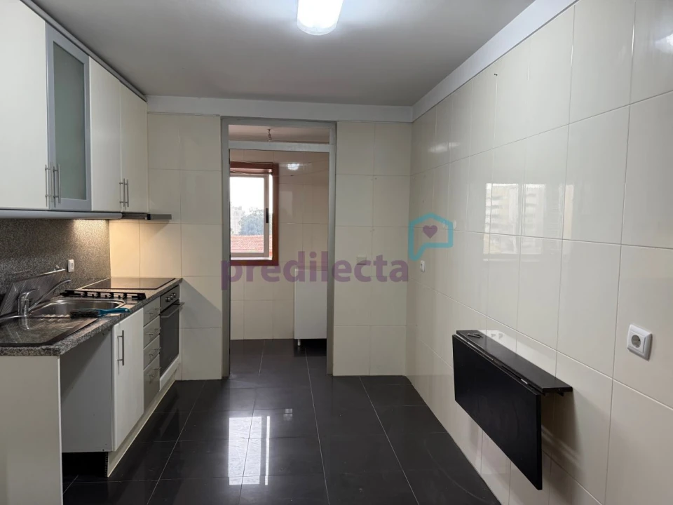 Apartamento T3 para Arrendamento em Aguas Santas Foto 9