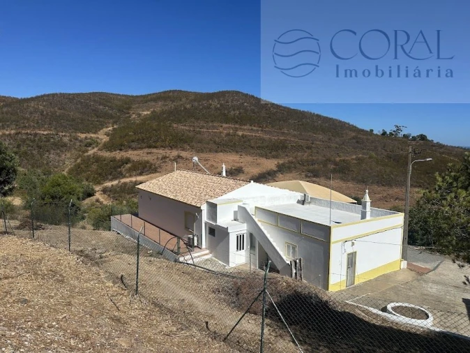 Moradia T4 para Venda em Tavira (Santa Maria e Santiago) Foto 1