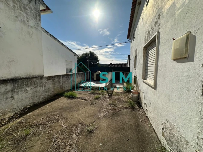 Moradia T2 para Venda em Outeiro da Cortiçada e Arruda dos Pisões Foto 18