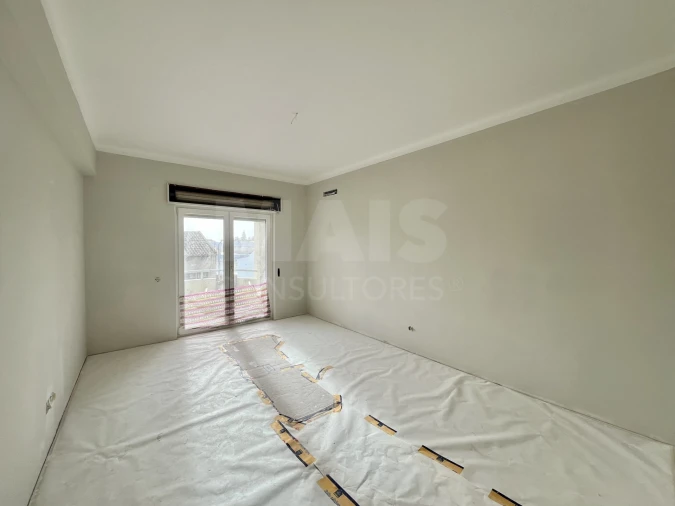 Apartamento T2 para Venda em Samora Correia Foto 4