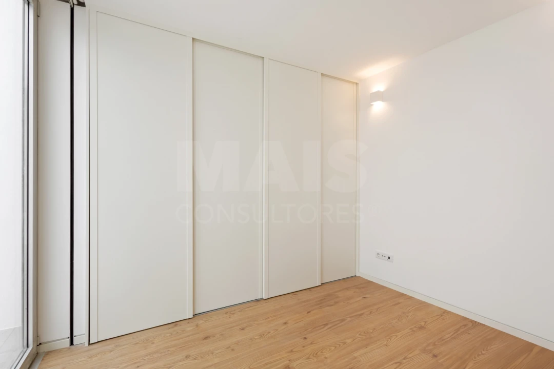 Apartamento T1 para Venda em Peniche Foto 9