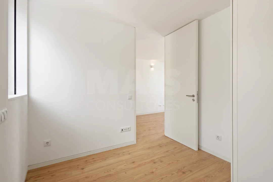 Apartamento T1 para Venda em Peniche Foto 6