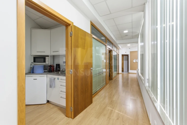 Prédio para Venda em Peniche Foto 11