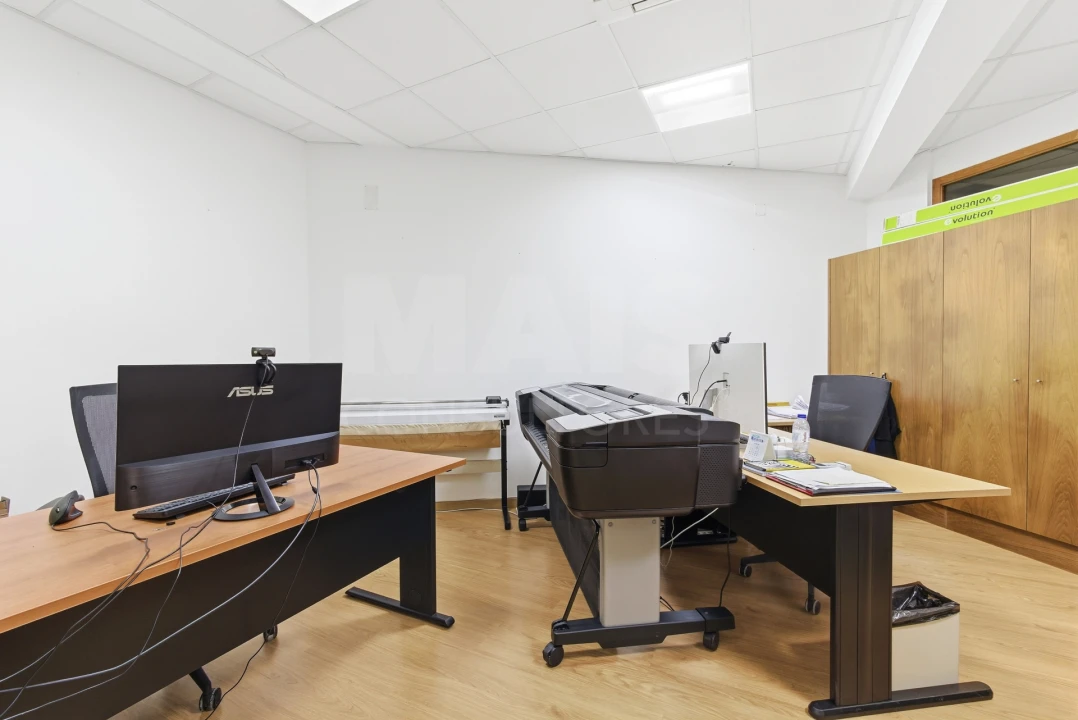 Prédio para Venda em Peniche Foto 12