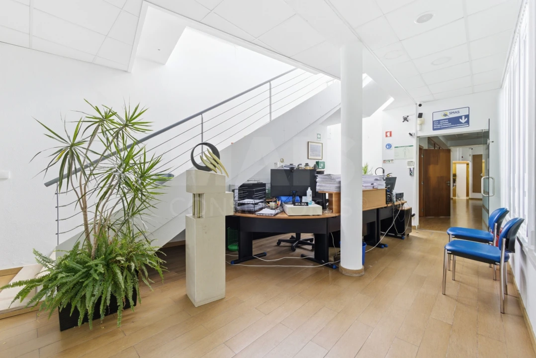 Prédio para Venda em Peniche Foto 9