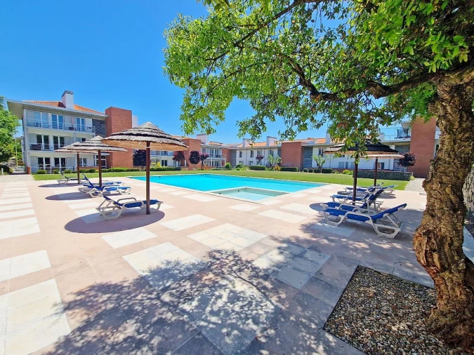 Apartamento T2 para Venda em Santa Maria e São Miguel, São Martinho, São Pedro Penaferrim