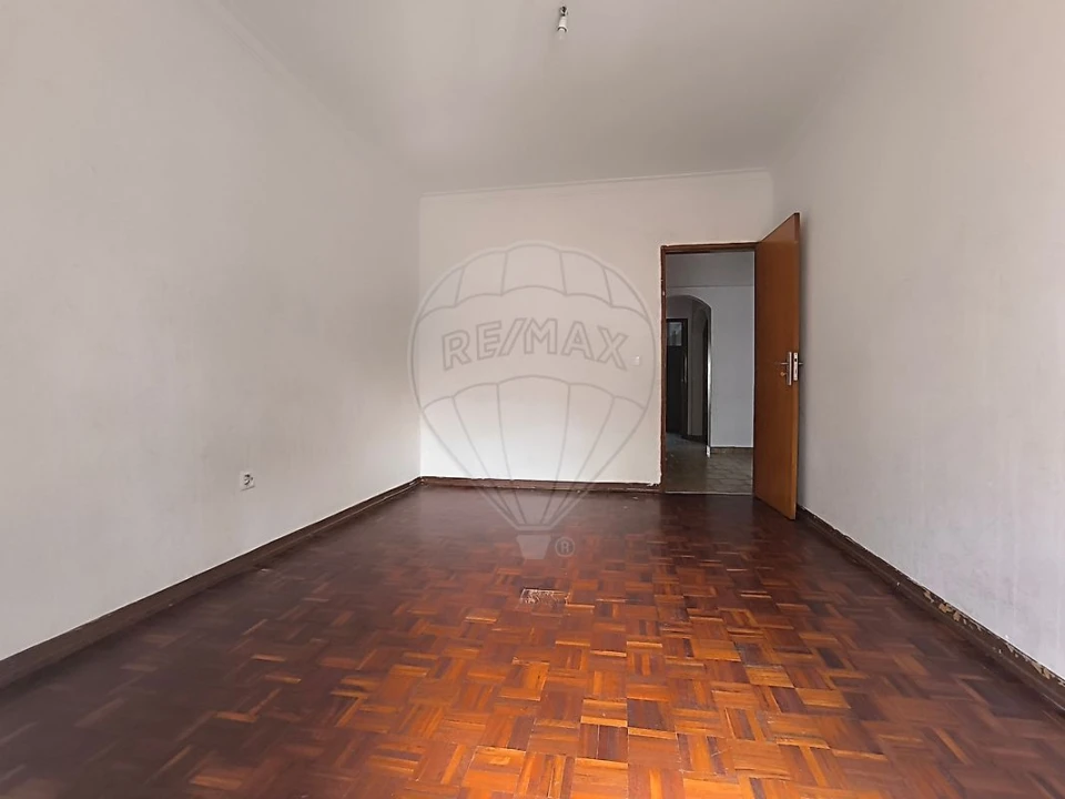 Apartamento T2 para Venda em Algueirão-Mem Martins Foto 25