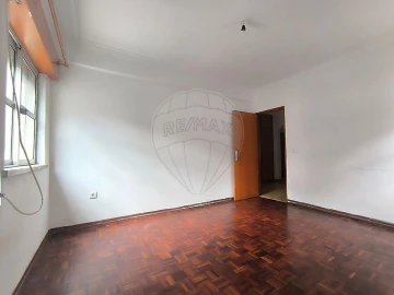 Apartamento T2 para Venda em Algueirão-Mem Martins