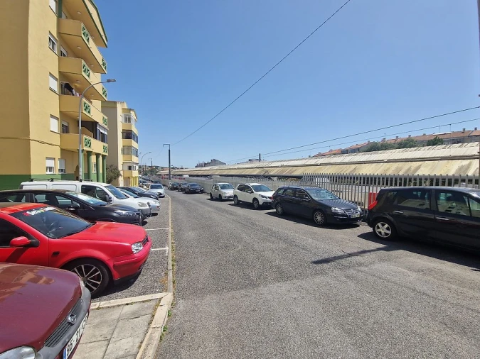 Apartamento T2 para Venda em Algueirão-Mem Martins Foto 7