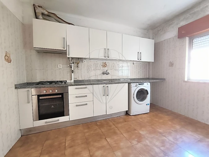 Apartamento T2 para Venda em Algueirão-Mem Martins Foto 18