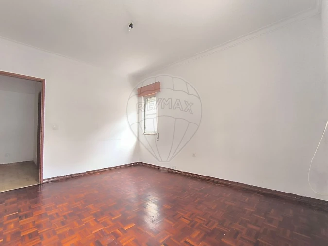 Apartamento T2 para Venda em Algueirão-Mem Martins Foto 28