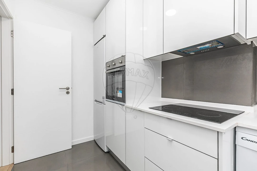Apartamento T2 para Venda em Venteira Foto 1