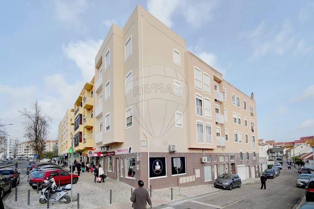 Apartamento T2 para Venda em Setubal (São Sebastião) Foto 2