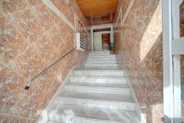 Apartamento T2 para Venda em Setubal (São Sebastião) Foto 19