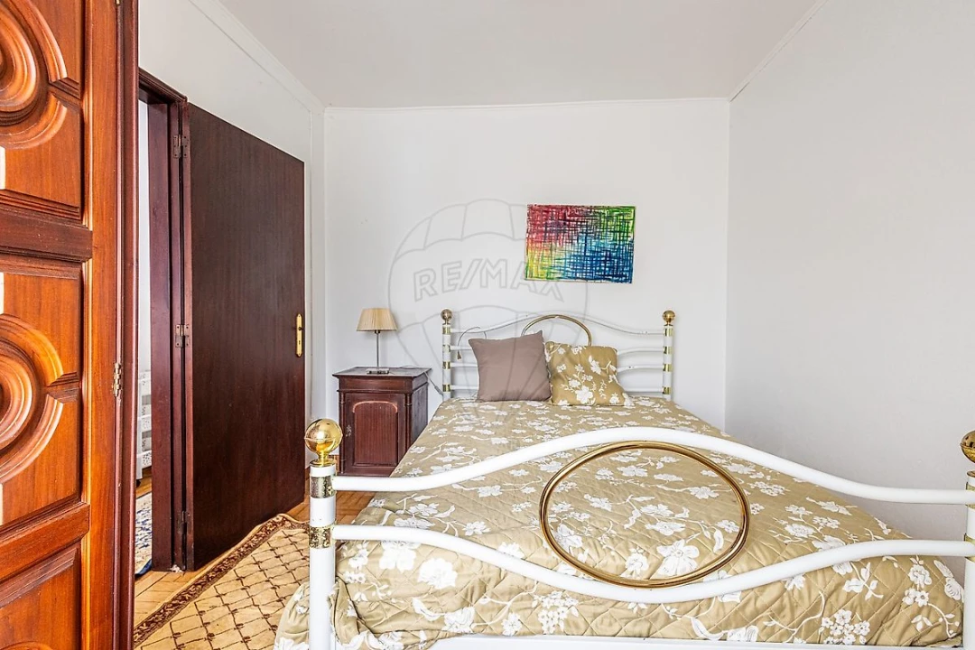 Moradia T3 para Venda em Abitureiras Foto 13