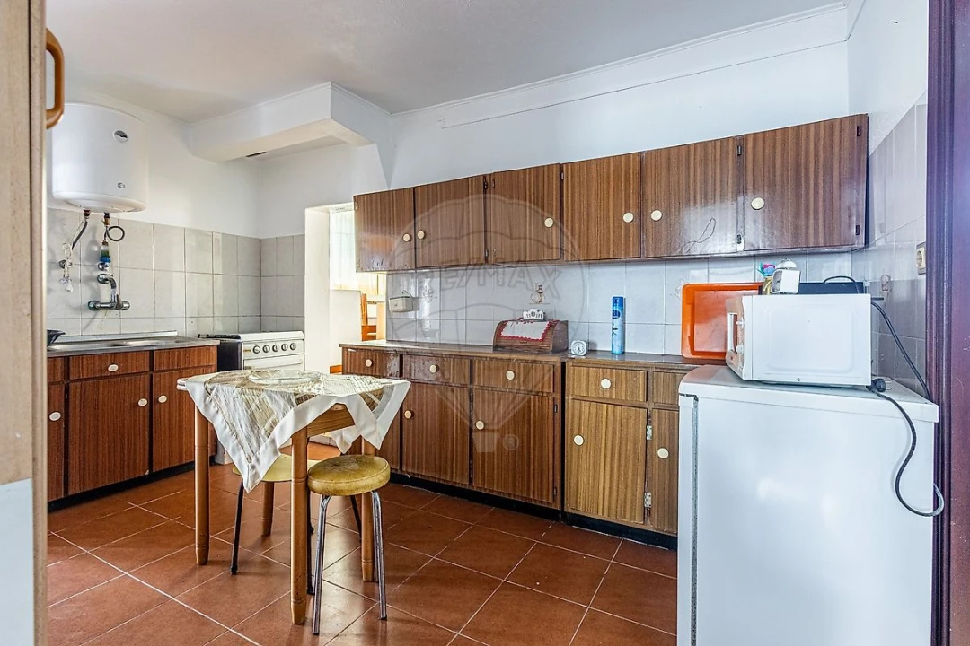 Moradia T3 para Venda em Abitureiras Foto 2