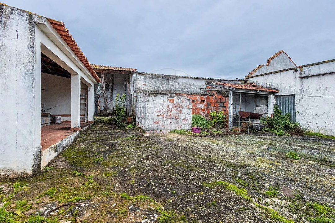 Moradia T3 para Venda em Abitureiras Foto 30