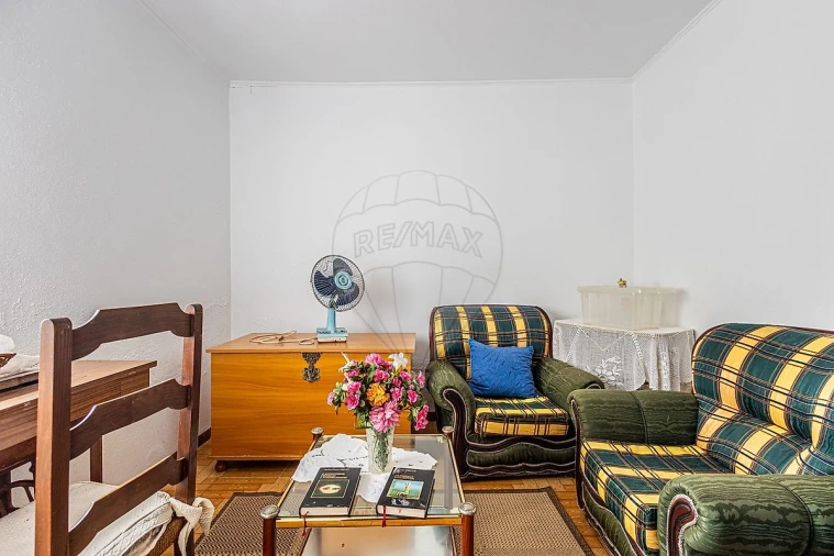 Moradia T3 para Venda em Abitureiras Foto 8