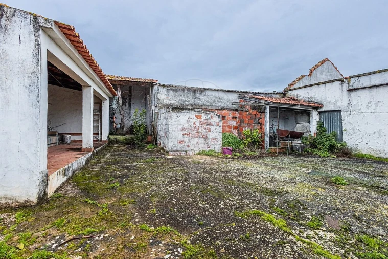 Moradia T3 para Venda em Abitureiras Foto 30