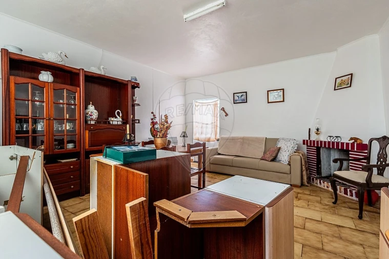 Moradia T3 para Venda em Abitureiras Foto 6