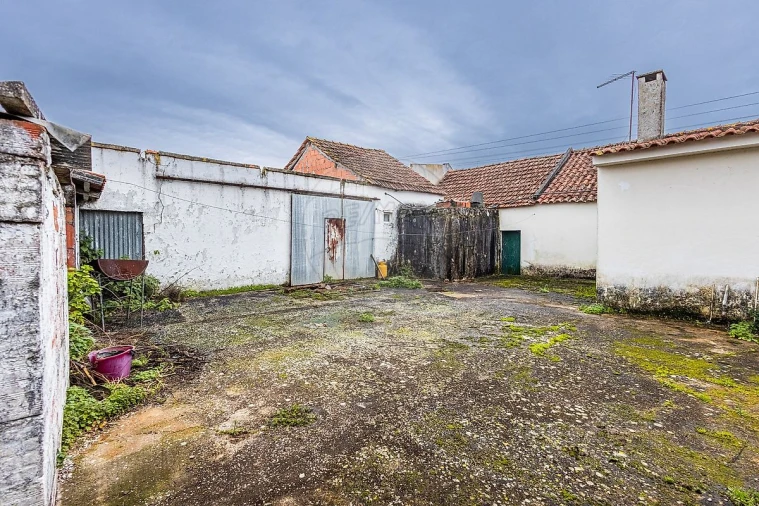 Moradia T3 para Venda em Abitureiras Foto 23