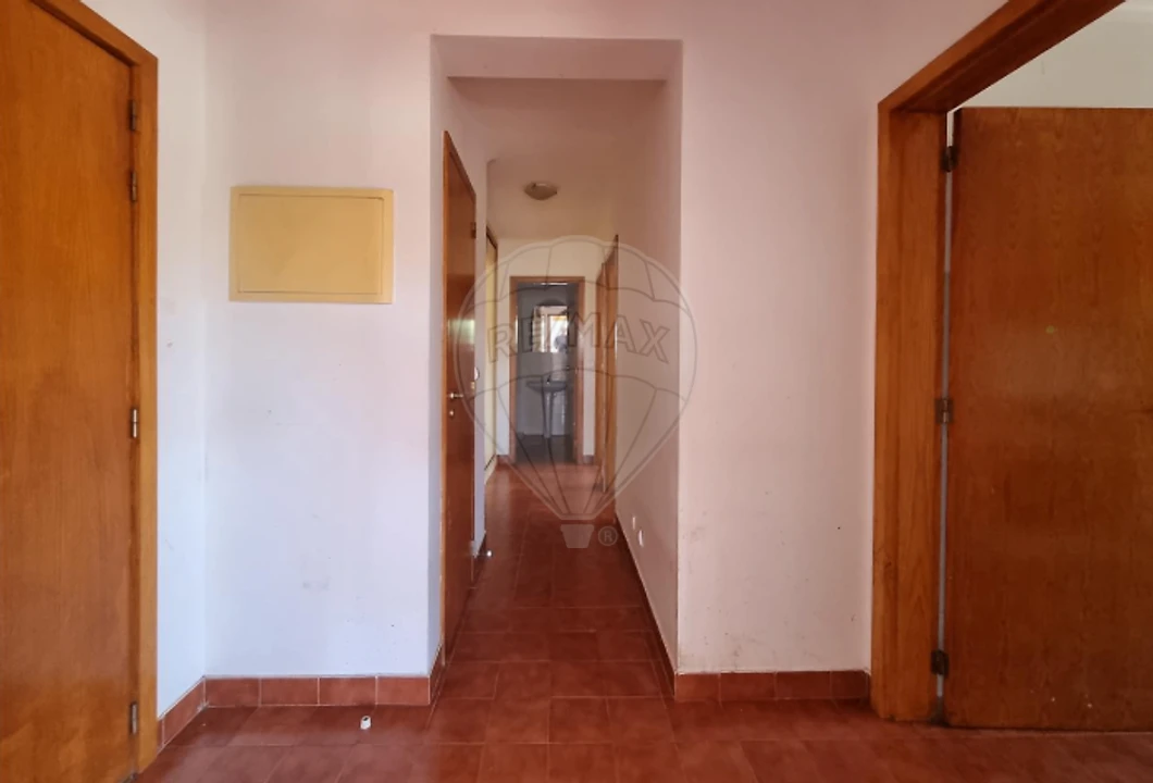 Apartamento T2 para Venda em Alcabideche Foto 7