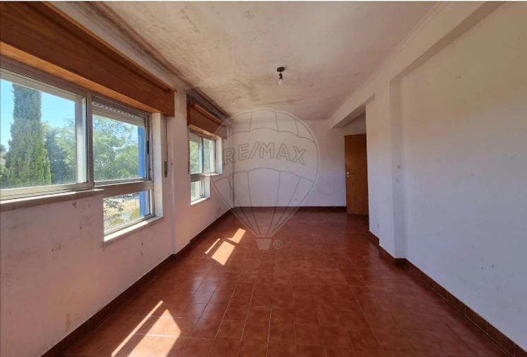 Apartamento T2 para Venda em Alcabideche Foto 4