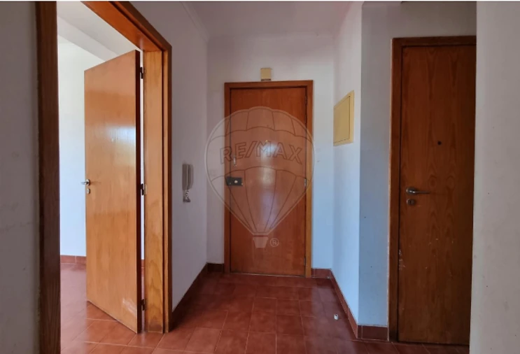 Apartamento T2 para Venda em Alcabideche Foto 1