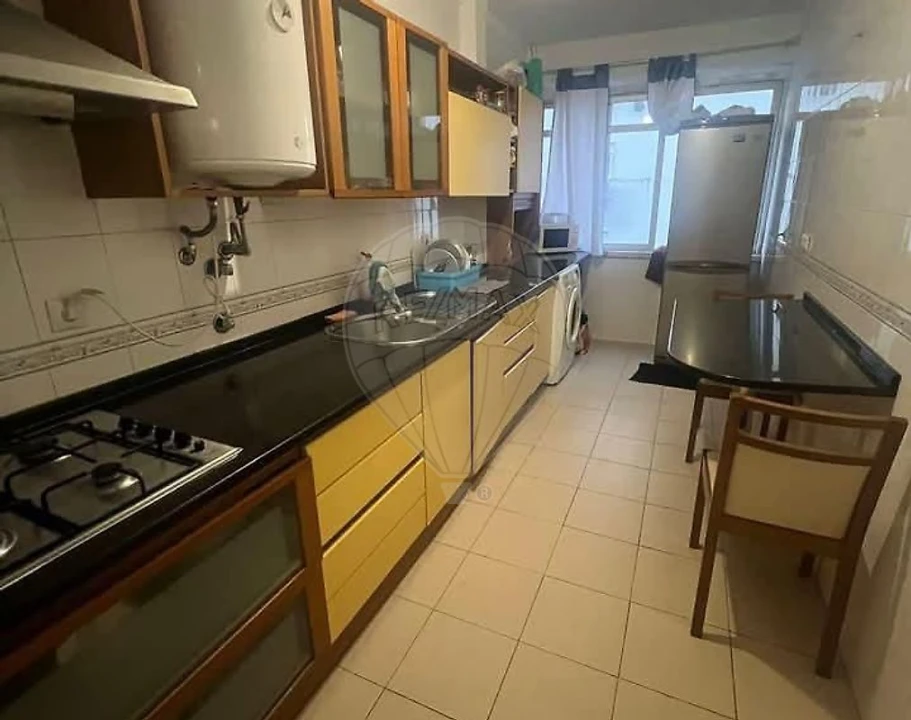 Apartamento T4 para Venda em Cacém e São Marcos Foto 2