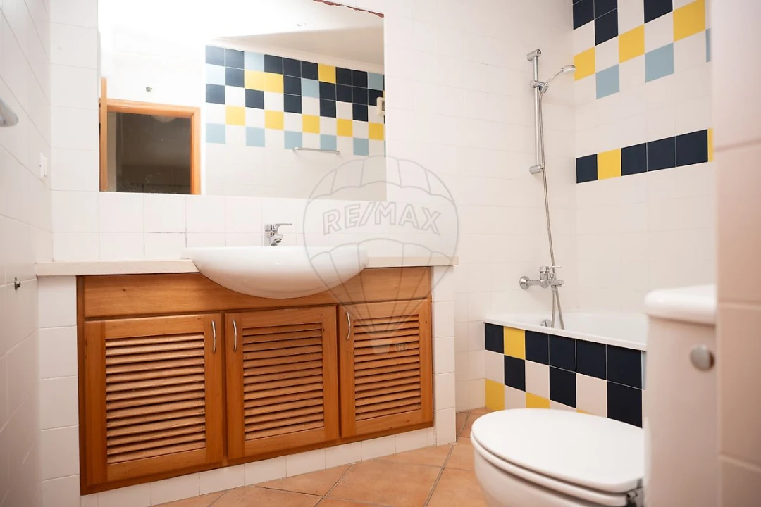 Apartamento T1 para Venda em Lourinhã e Atalaia Foto 6