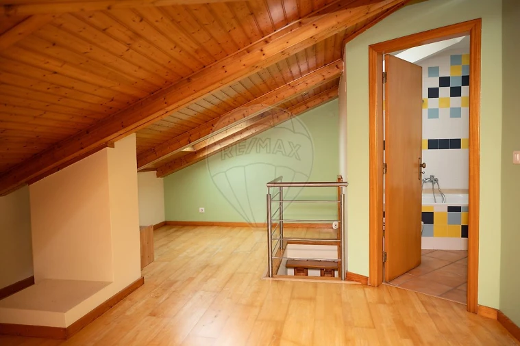 Apartamento T1 para Venda em Lourinhã e Atalaia Foto 8