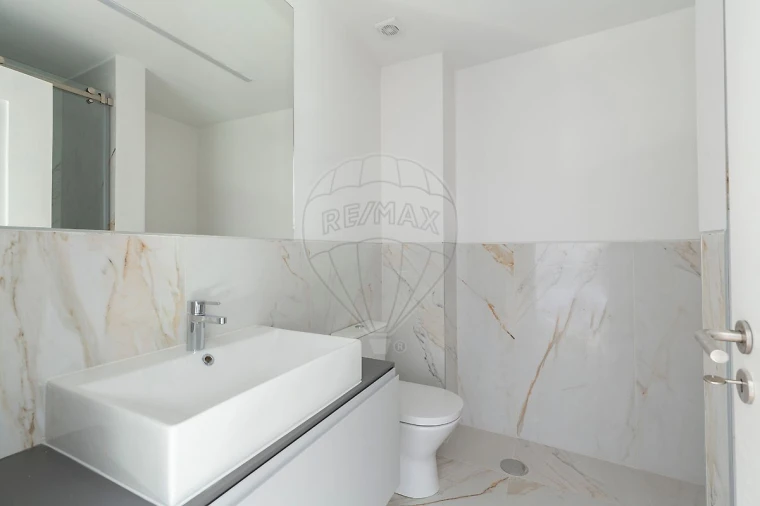 Apartamento T2 para Venda em Estrela Foto 13