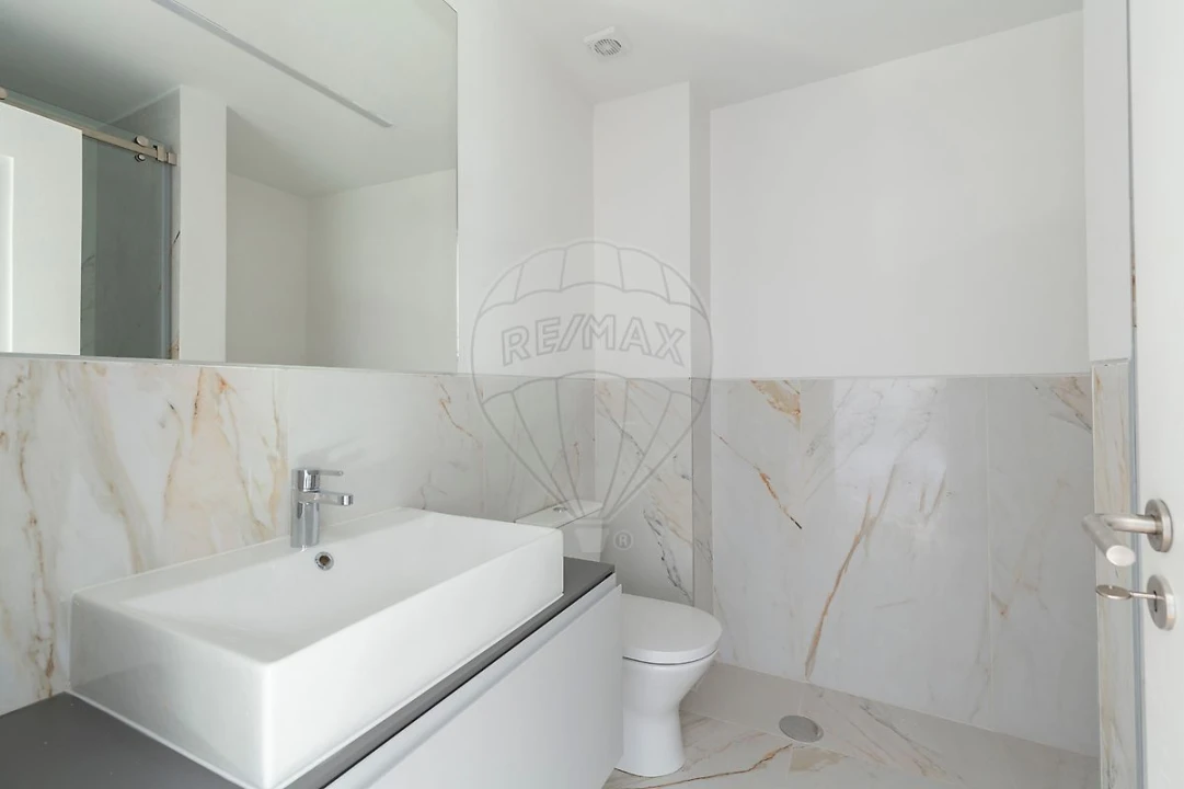 Apartamento T2 para Venda em Estrela Foto 13