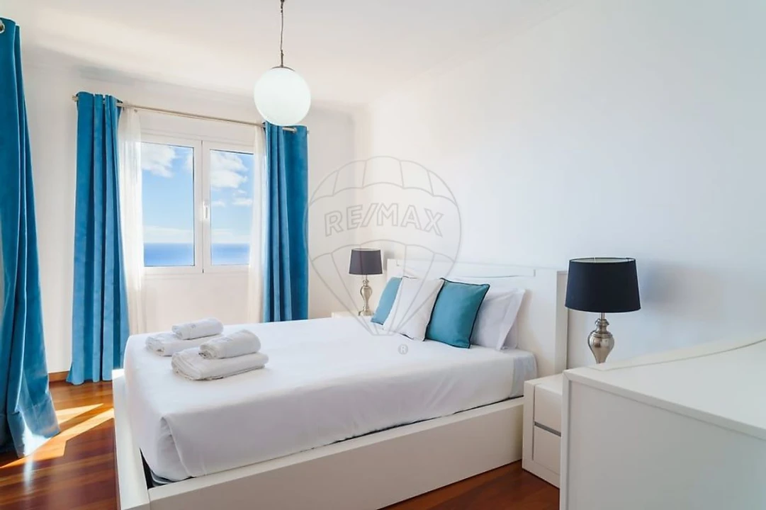 Moradia T3 para Venda em Caniço Foto 8