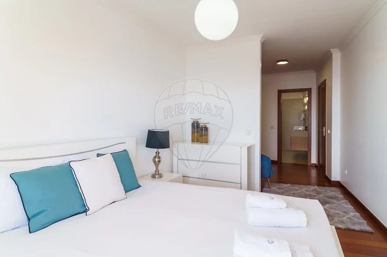 Moradia T3 para Venda em Caniço Foto 24