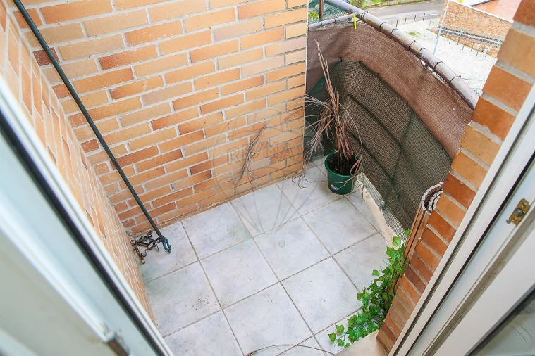 Apartamento T3 para Arrendamento em Carregado e Cadafais Foto 36