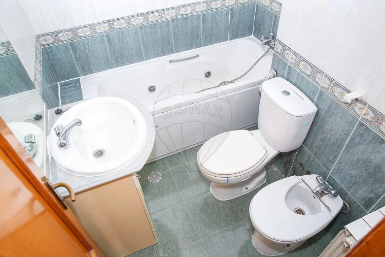 Apartamento T3 para Arrendamento em Carregado e Cadafais Foto 4