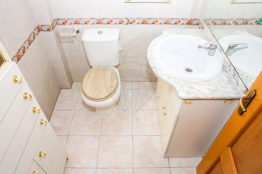 Apartamento T3 para Arrendamento em Carregado e Cadafais Foto 37