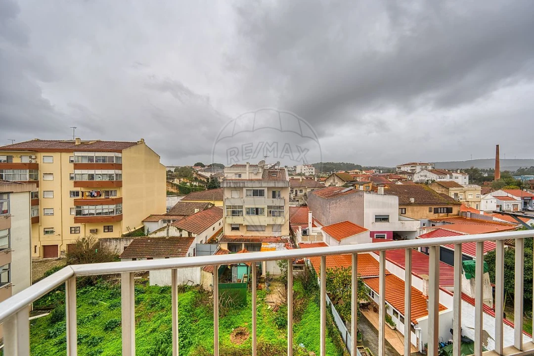 Apartamento T3 para Venda em Rio Maior Foto 33