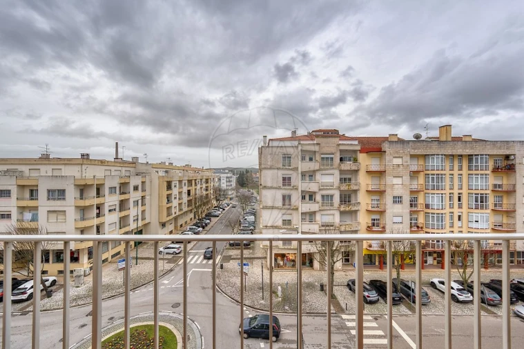 Apartamento T3 para Venda em Rio Maior Foto 18