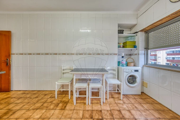 Apartamento T3 para Venda em Rio Maior Foto 38