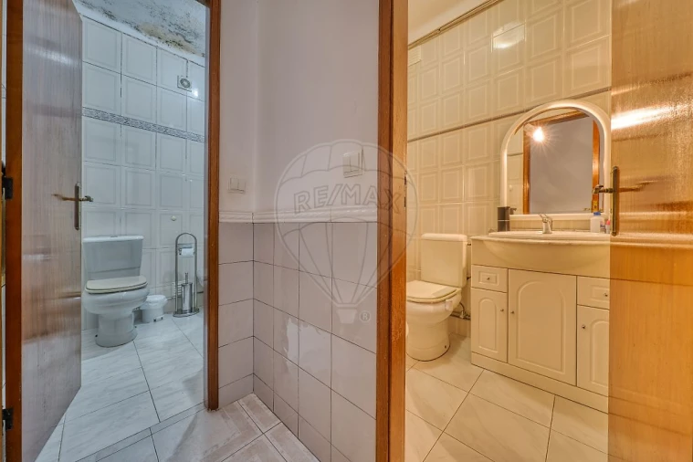 Apartamento T3 para Venda em Rio Maior Foto 17