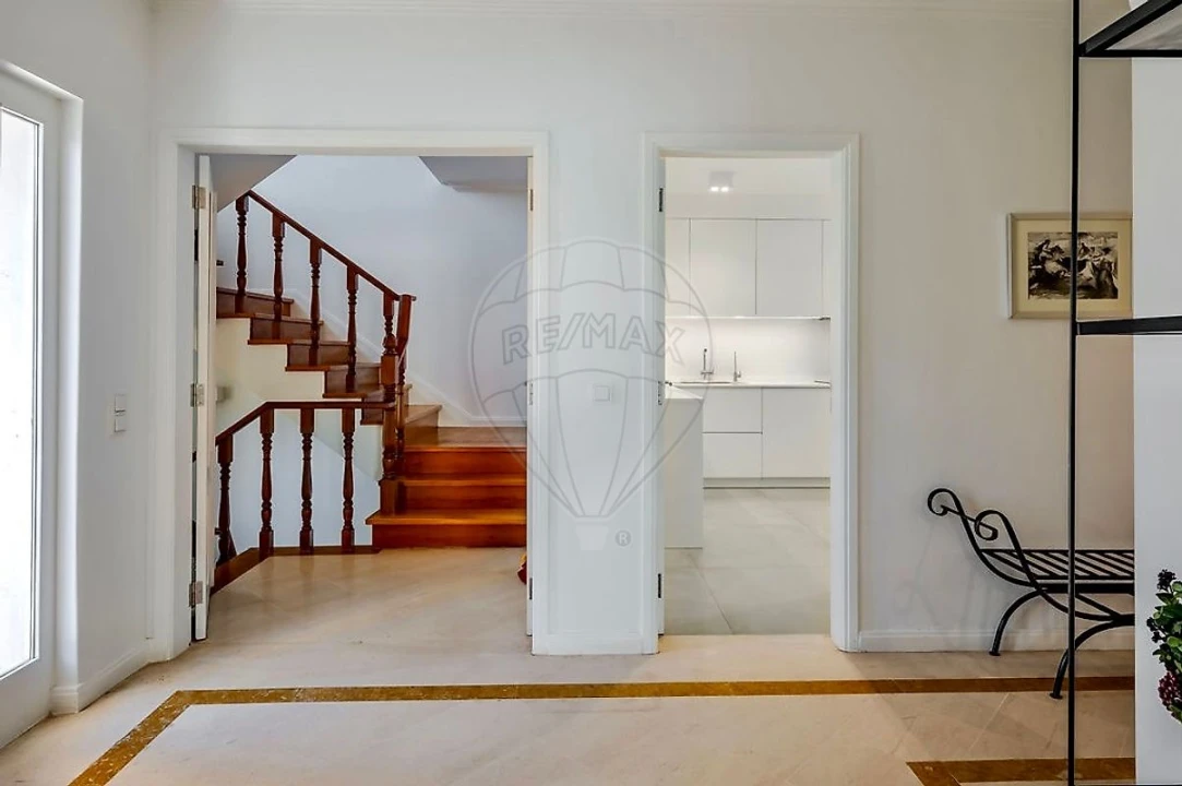 Moradia T6 para Venda em Cascais e Estoril Foto 17