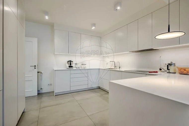 Moradia T6 para Venda em Cascais e Estoril Foto 16